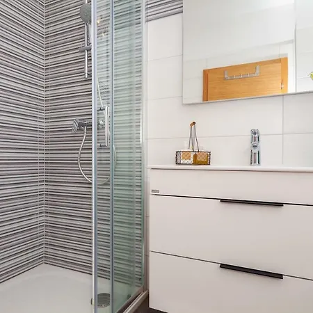 Luxury With Private Rooftop Terrace *