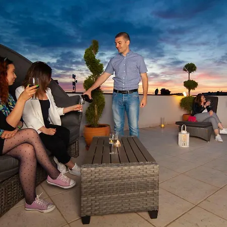 Lägenhet Luxury With Private Rooftop Terrace *